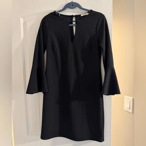 Boutique Black Long-Sleeve Bell Cuff Shift Dress